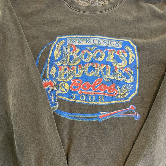 Ian Munsick Unisex Oversized Gray  "Boots Buckles Bolos" Pullover Sweatshirt M - Picture 2 of 6